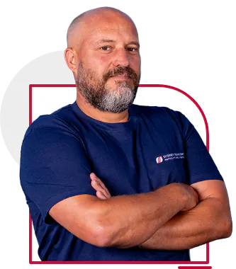 Genaro, a lead installer at Sydney Rangehoods